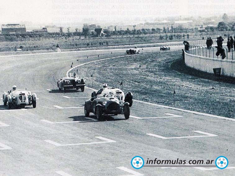 Los Coches Sport en el joven Autódromo de Buenos Aires